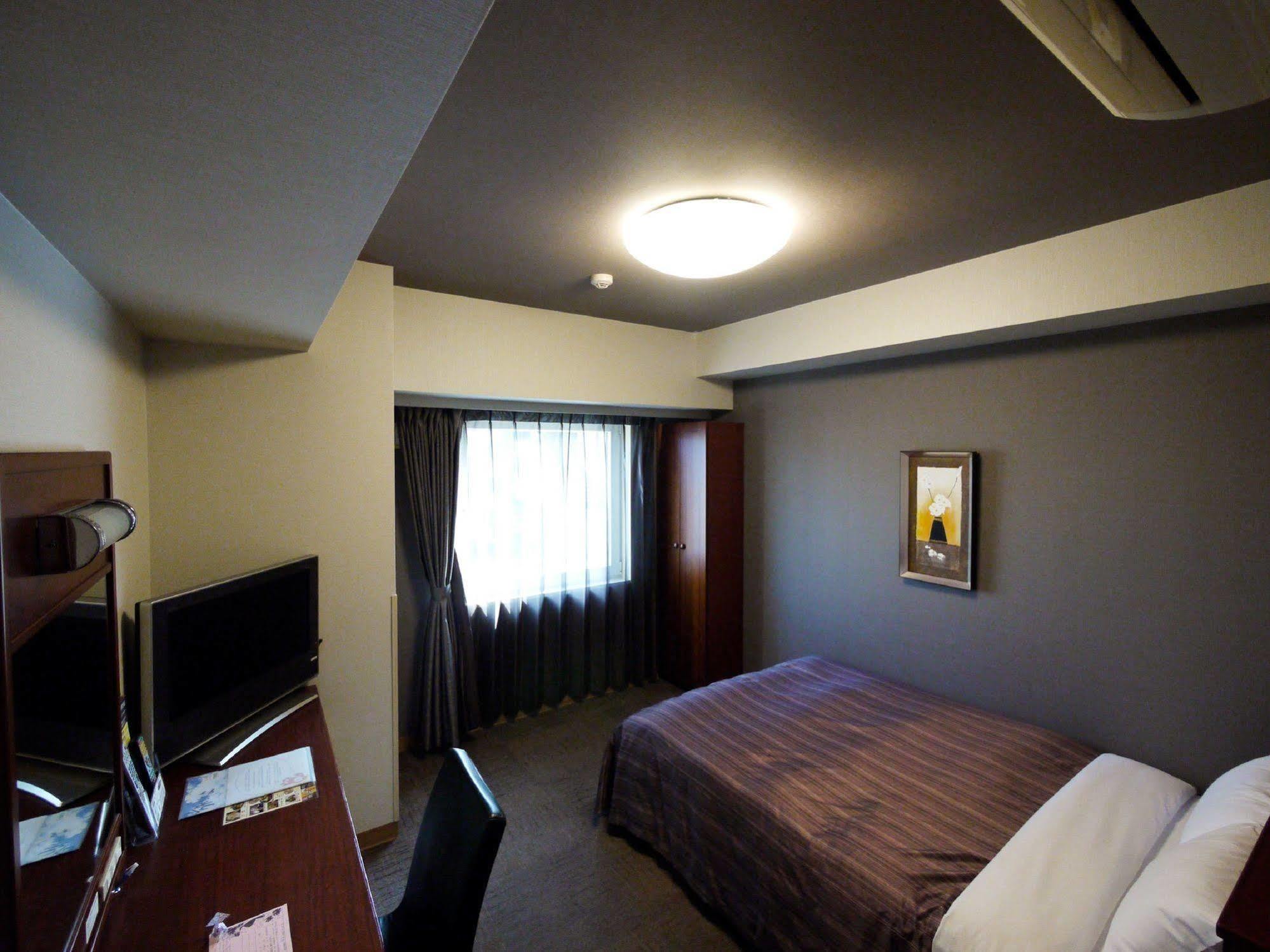 Hotel Route-Inn Koga Ekimae Extérieur photo